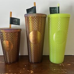 Starbucks Cups 