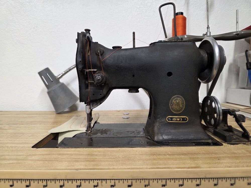 Singer industrial walking foot machine 151w3