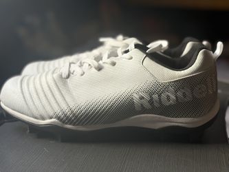 Riddell Edge Low Cut RM Football Cleats