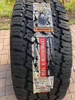 Brand new! XD series 797 Spy wheel and tire 20x10