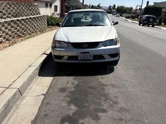 2000 Toyota Corolla