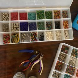 Jewelry Making Supplies And Tools Thumbnail