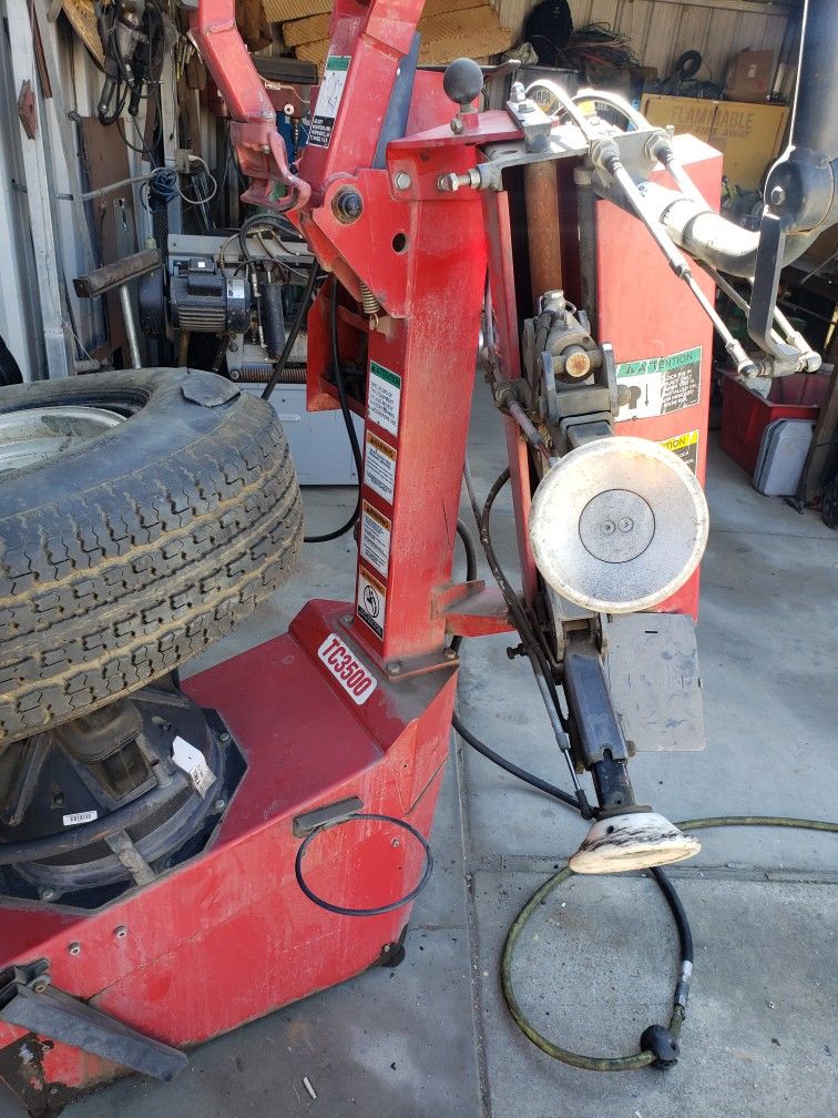 Tire Changer Hunter Model 3500 for Sale in Homeland, CA OfferUp