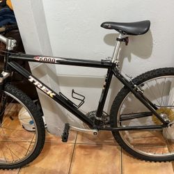 Vintage Trek ZX 6000 Mountain Bike
