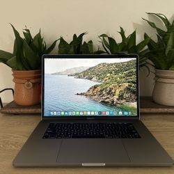 15 In MacBook Pro Touchbar