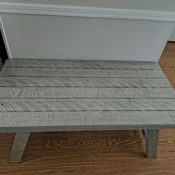 Large coffee table and  2 matching end tables