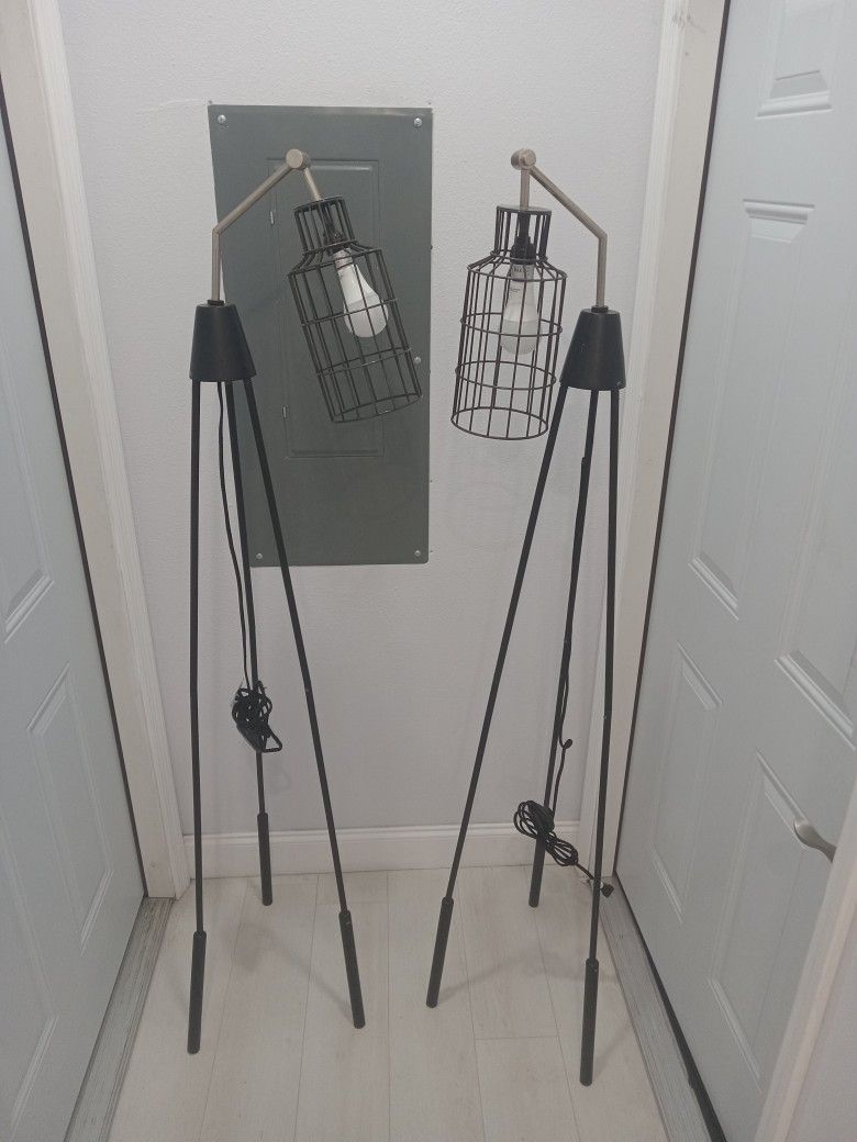 Moe's Home Desi Floor Lamps