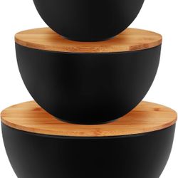 Bowl Set With Lids 3 New Open Box