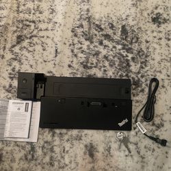 Lenovo ThinkPad USA Ultra Dock With 90W 2 Prong AC Adapter (40A20090US