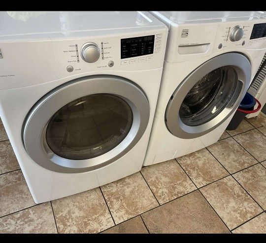 Washer And Dryer Kenmore They Still Look New Perfect working Condition