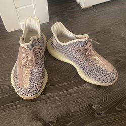 Yeezy Boost 350 V2 "Ash Pearl" sneakers