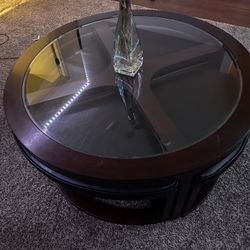 Round Glass Table With 4 faux leather stools