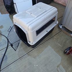 Cat Or Dog 🐕 Cage In Good Condition 