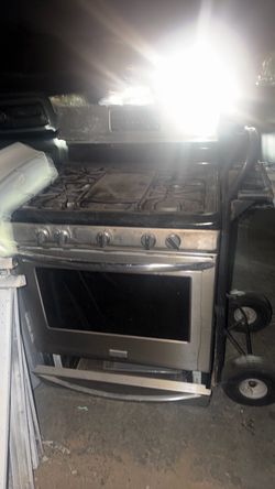 gas stove and oven