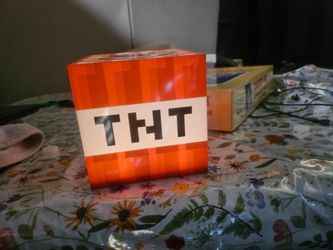 MINECRAFT TNT NIGHT LAMP
