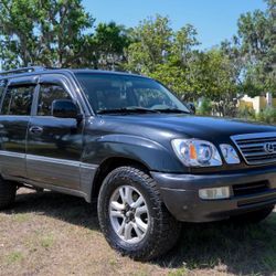 2003 Lexus LX 470