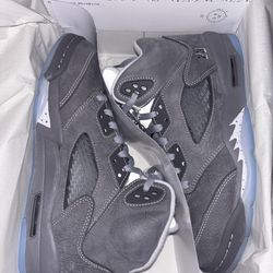 Wolf grey 5