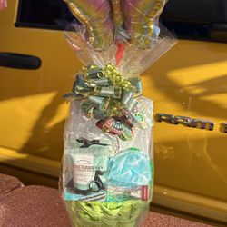 Mother’s Day Gift Basket 💚