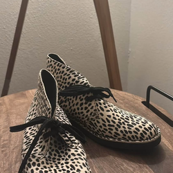 Clarks Women’s Desert Booties Size 7.5