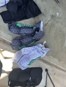 Football pants with pads (individual)