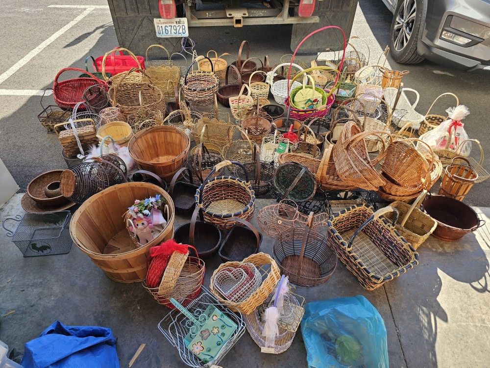 Huge Lot Of Baskets