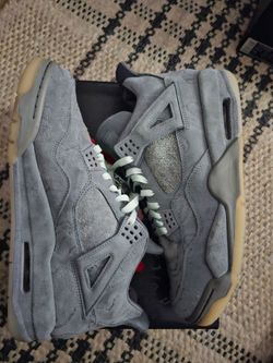 Jordan 4 Kaws sz 12