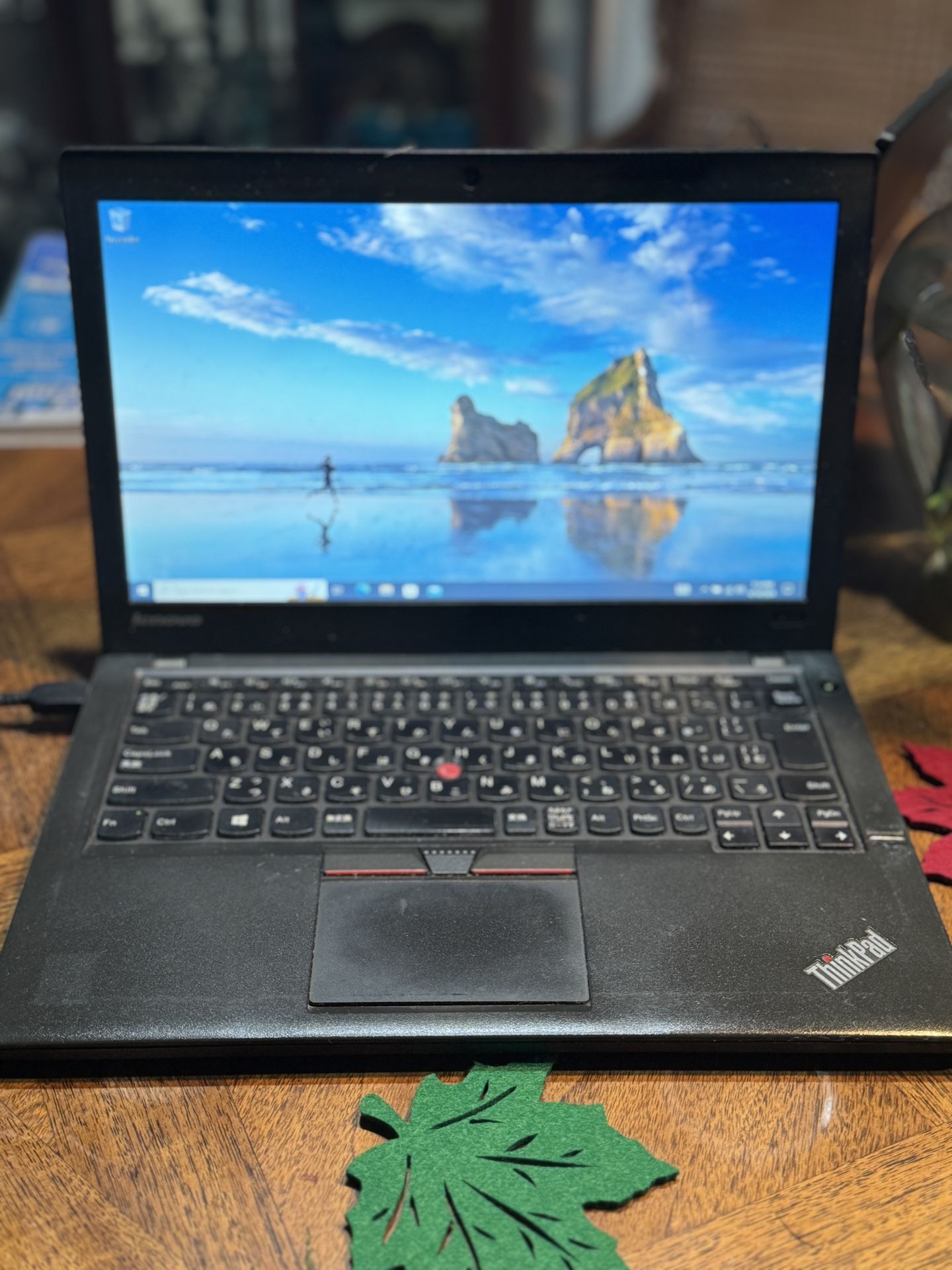 ThinkPad (LENOVO) Laptop 