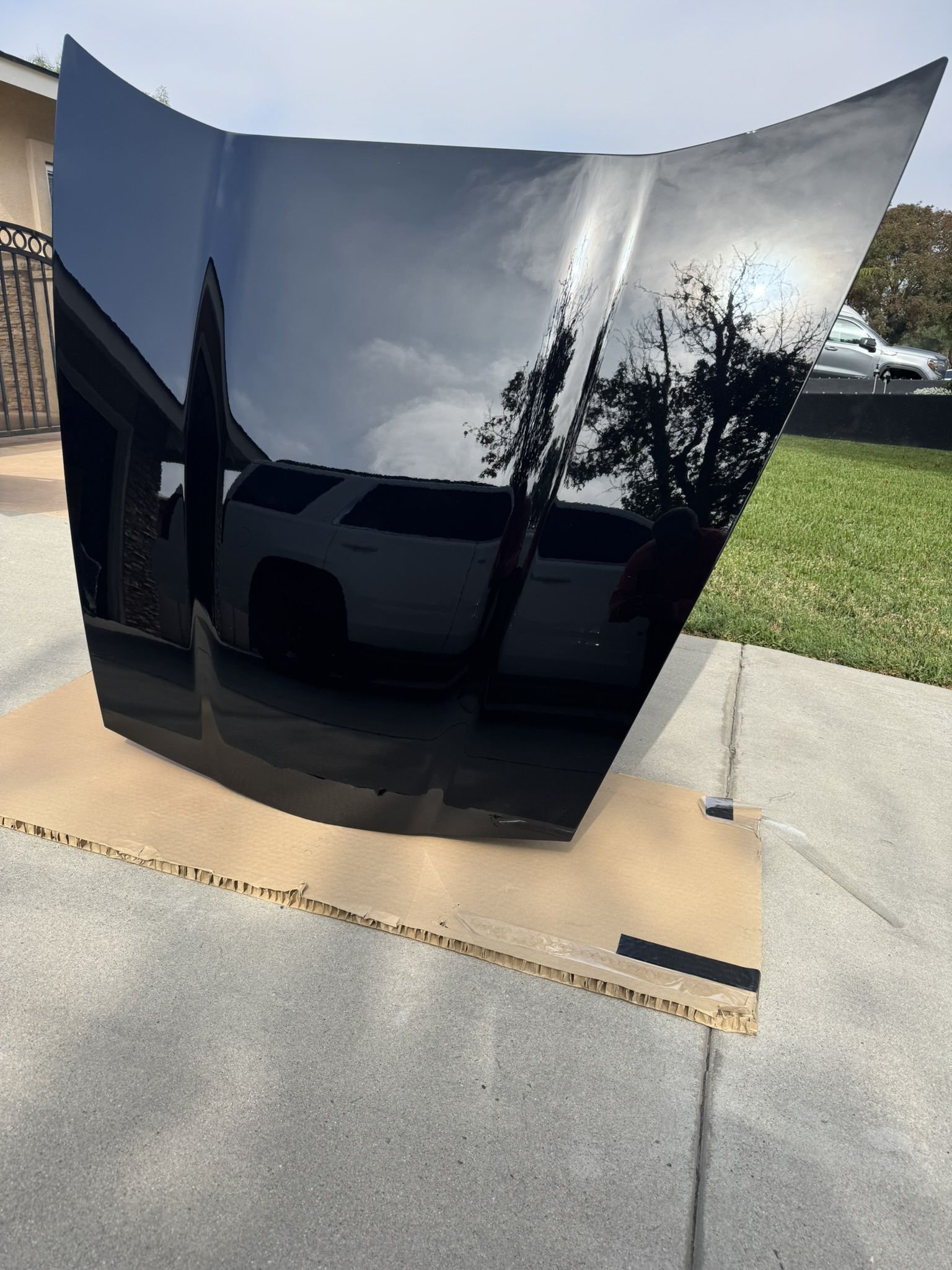 C6 Corvette Hood (Black)