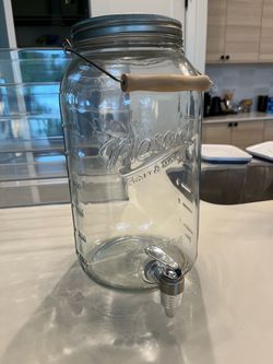 Glass container
