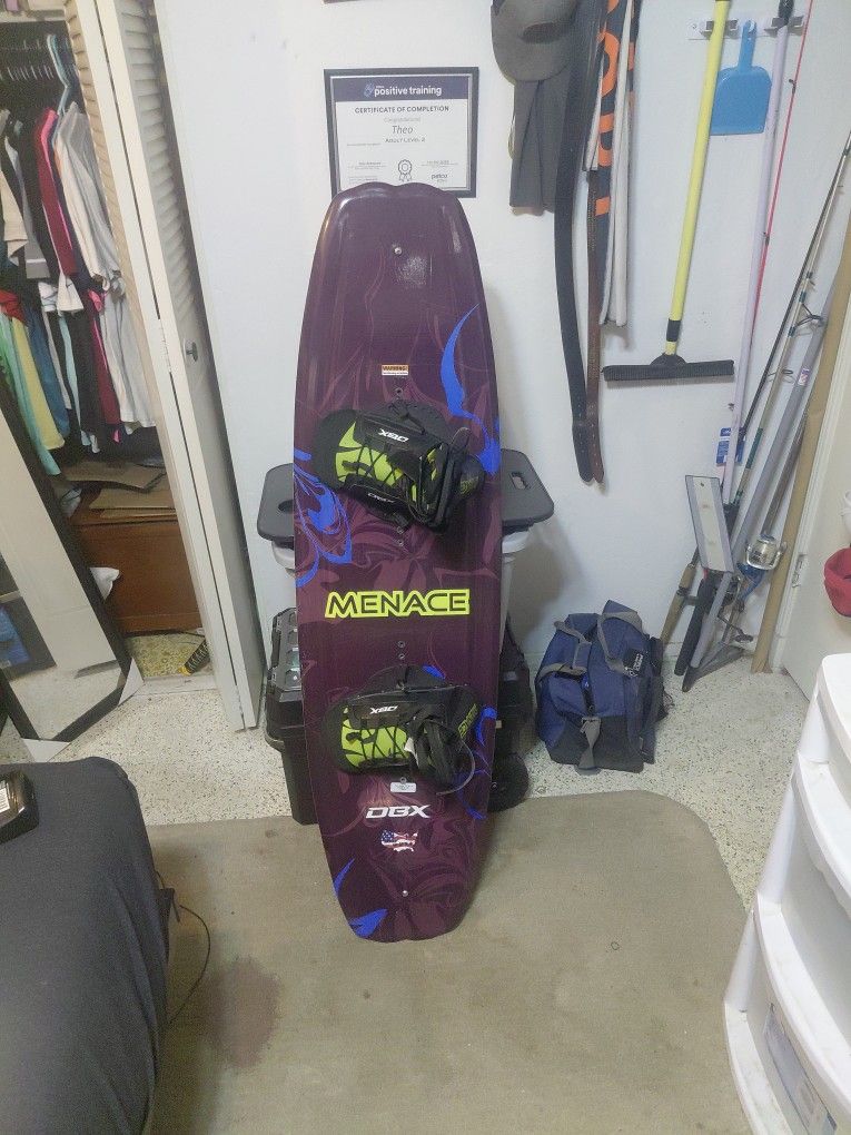 Dbx Menace Wake Board