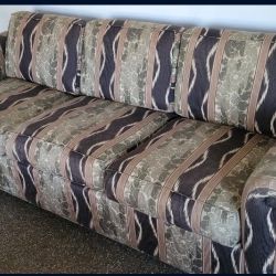 Sleeper Sofa Bed / Pullout Bed