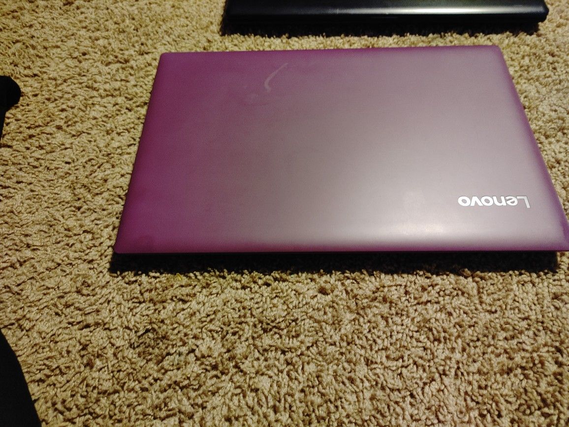 Laptop for parts or someone to help fix