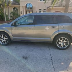 Cheap Suv. 2012 V6 Journey 145000 Miles