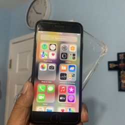 Apple iPhone 7-32GB unlocked $90 Santa Ana City 