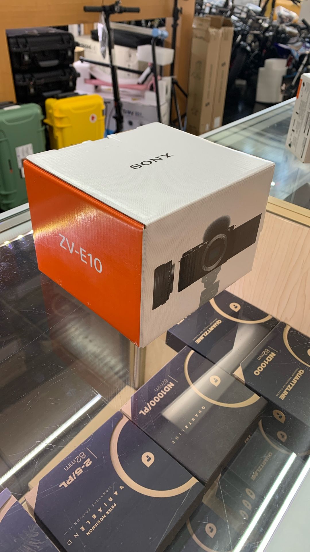 Sony ZV-E10 Mirrorless Camera with 16-50mm f/3.5-5.6 II Lens (Black)