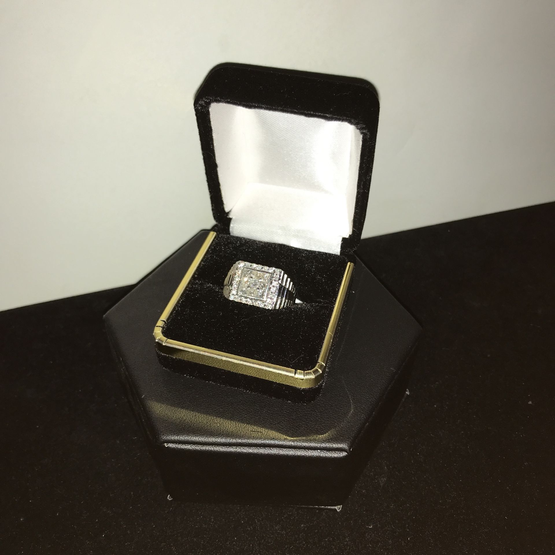 33224-1 14KT WHITE GOLD MEN’S PRINCESS CUT CENTER DIAMOND CLUSTER RING