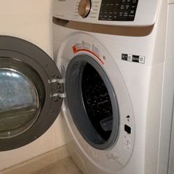 Samsung Washer And Dryer Combo(Like New)