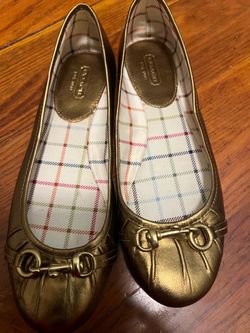 7 1/2 pair of flat