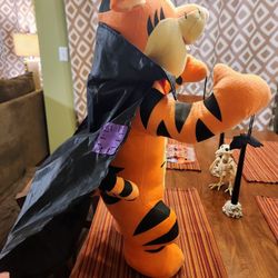 Tigger Porch Kid Halloween Decoration