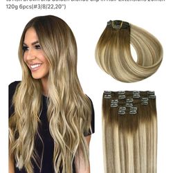 Clip in hair extentions