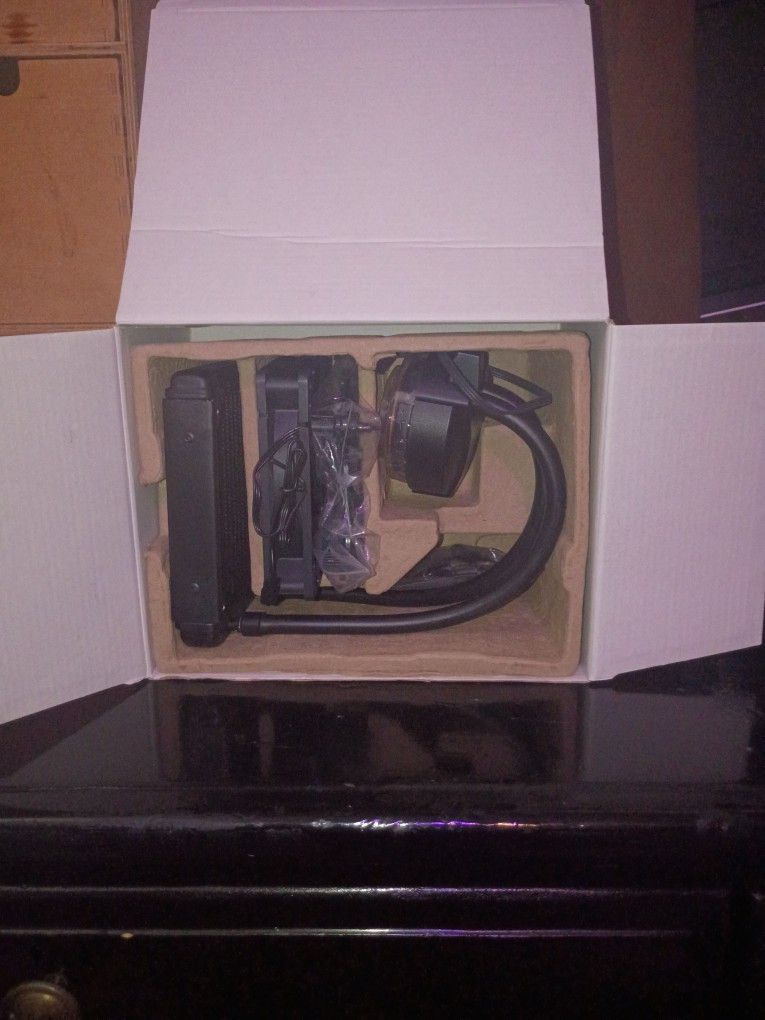 EVGA 120mm X 120mm Water-cooler