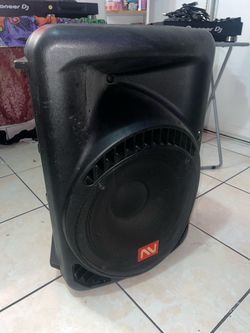 NUTEK powered PA speaker