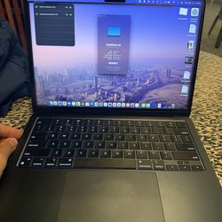 MacBook Air m3, 16gb ram/512gb ssd