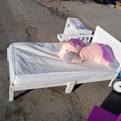 Nice White Toddler Bed Available With Memory Foam 