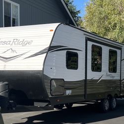 Highland Ridge Trailer 