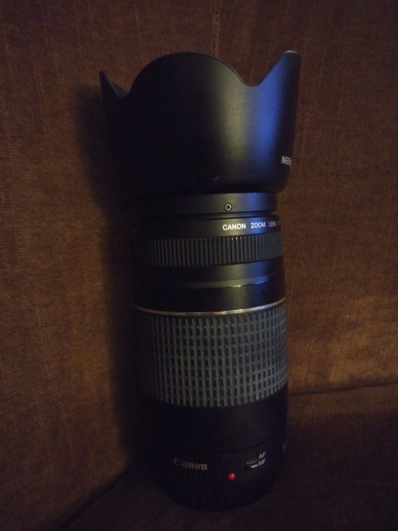 CANON EF 75-300mm LENS WITH NEEWER ET-6011 HOOD