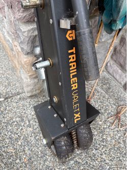 Trailer Valet XL 2-5/16” & 2” Ball