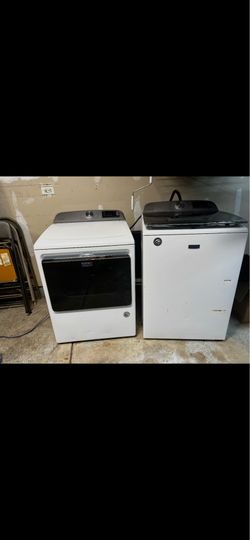 Maytag Washer and Dryer Set