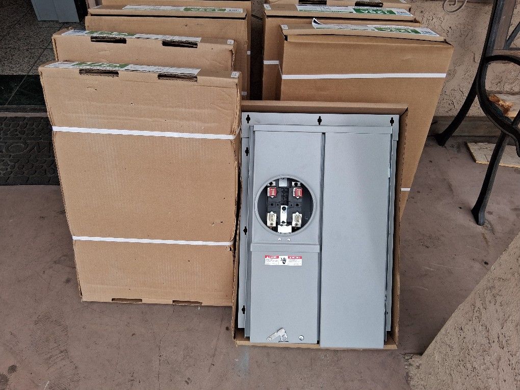 Siemens 125 Amp Service Panel New