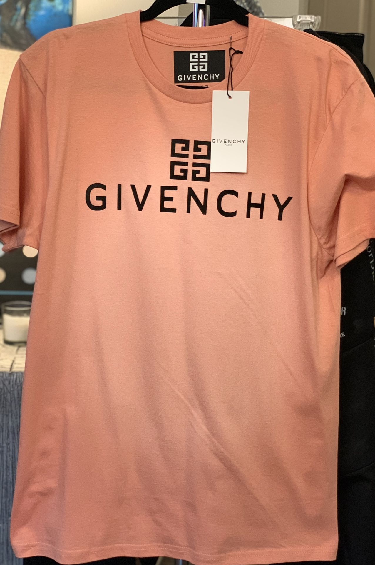 Givenchy T-shirt Size Medium, XL